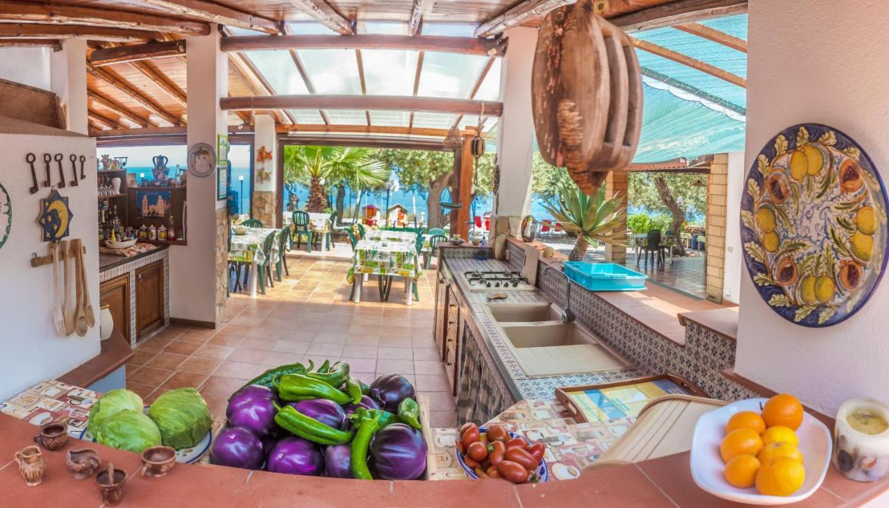 Bed and Breakfast Mareblu Чефалу Номер фото